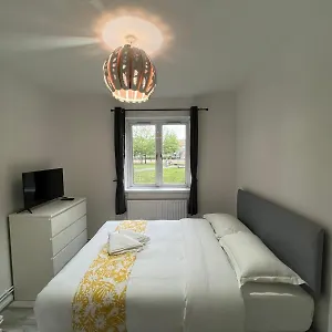https://apt-starlet-stepney.cambridgehotelsuk.com